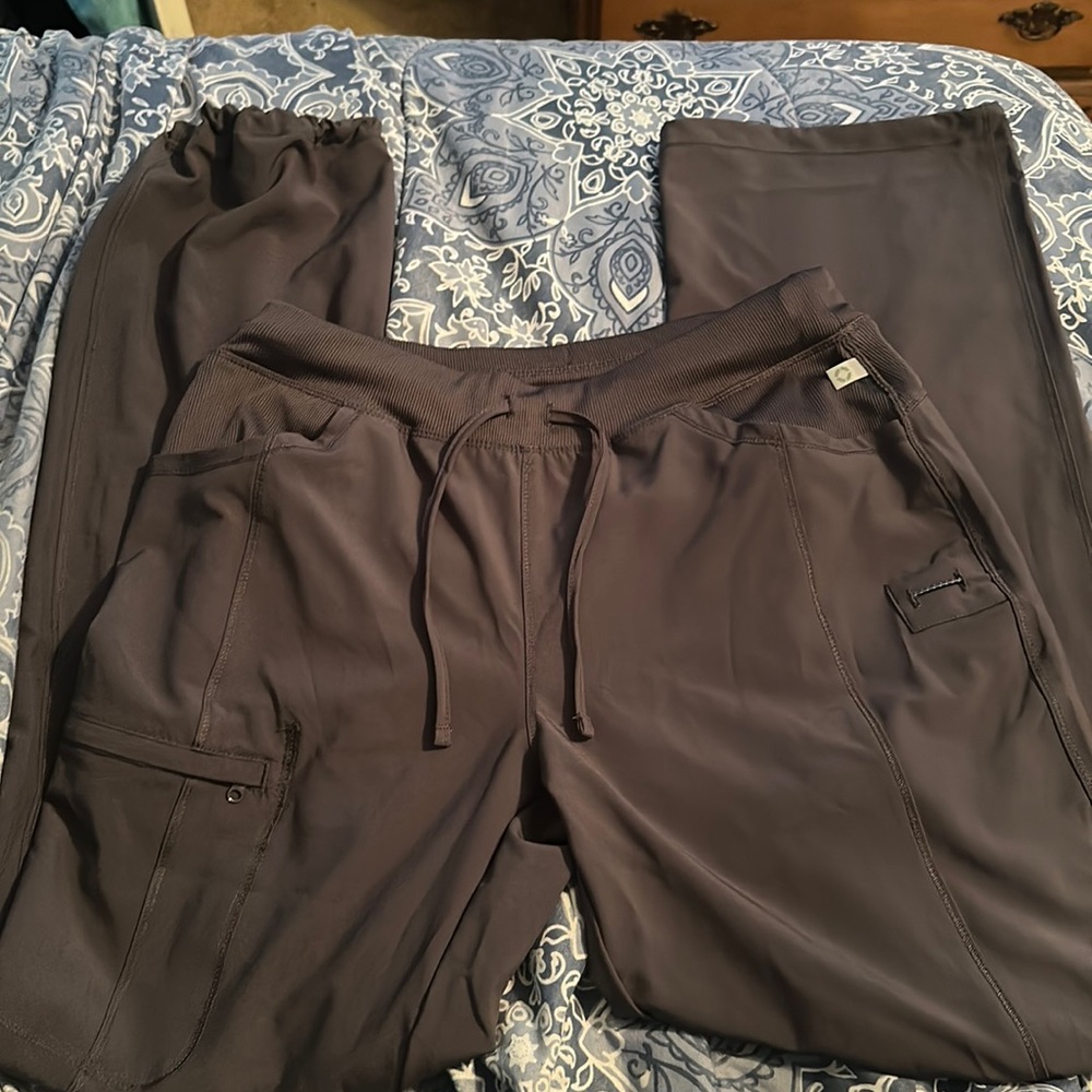 Scrub pants